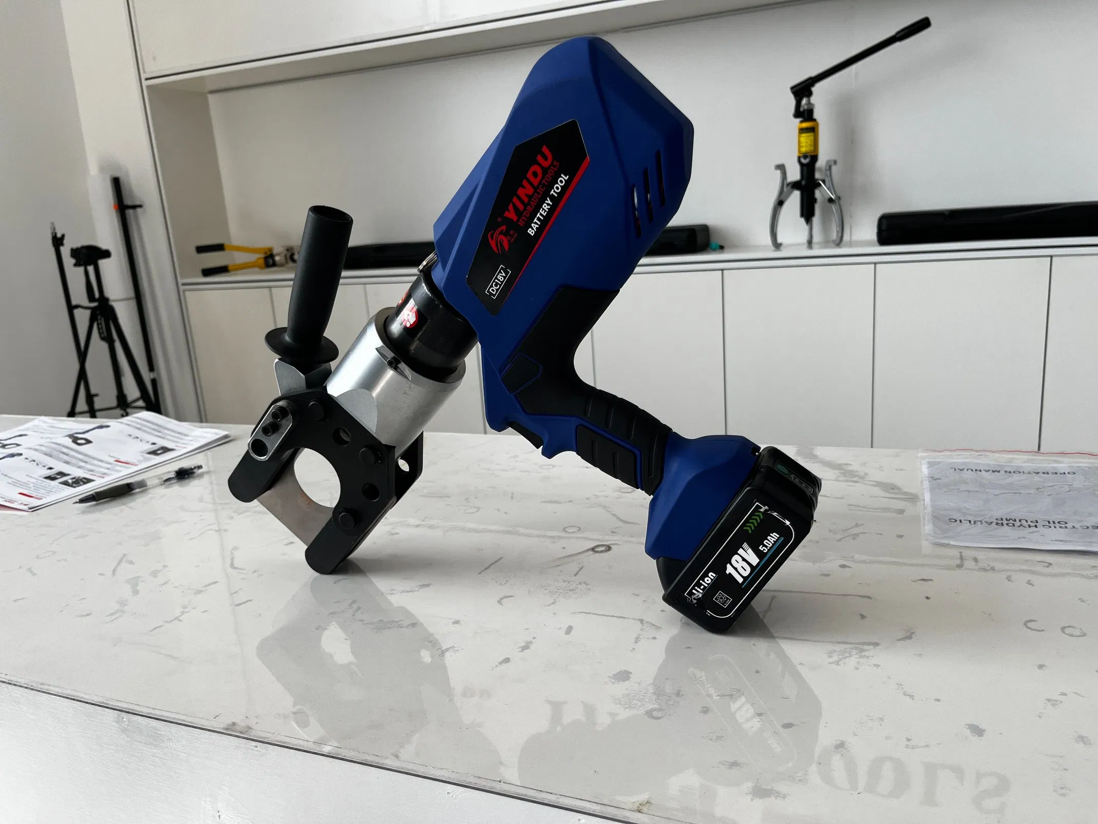 Battery Cable Cutter Powered Tool Electric Hydraulic High Quality Cordless Cable Cutting