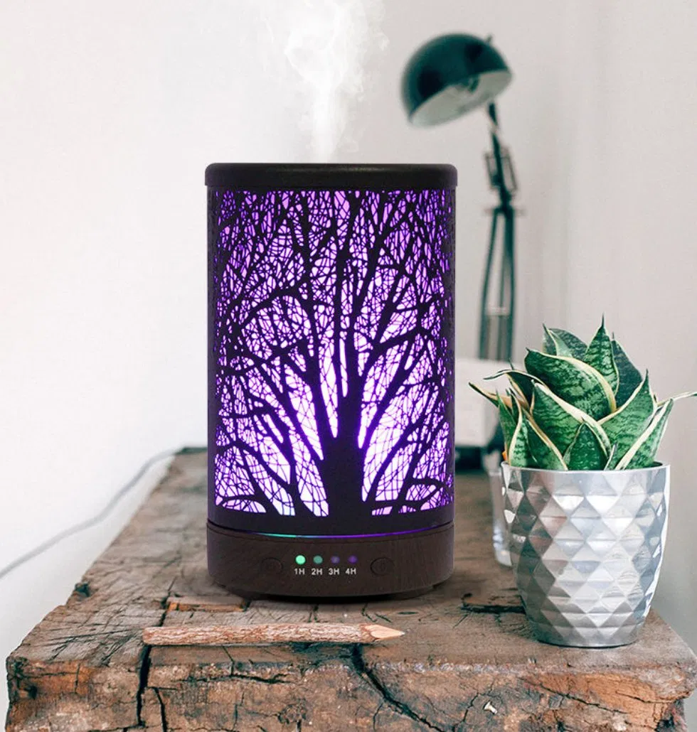 Essential Oil Diffuser 150ml Black Metal Aromatherapy Oil Diffuser Ultrasonic Cool Mist Diffuser with Auto Shut-off Protection, 7 Colors Changed LED