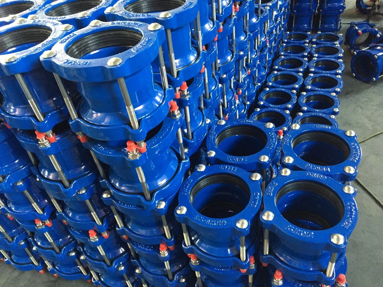 Di Ductile Cast Iron Wide Range Universal Coupling
