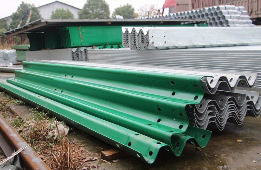 Zinc Coated Galvanized Steel Highway Guardrail