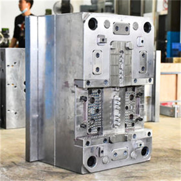 Завод по производству литьевых форм для пластика под заказ