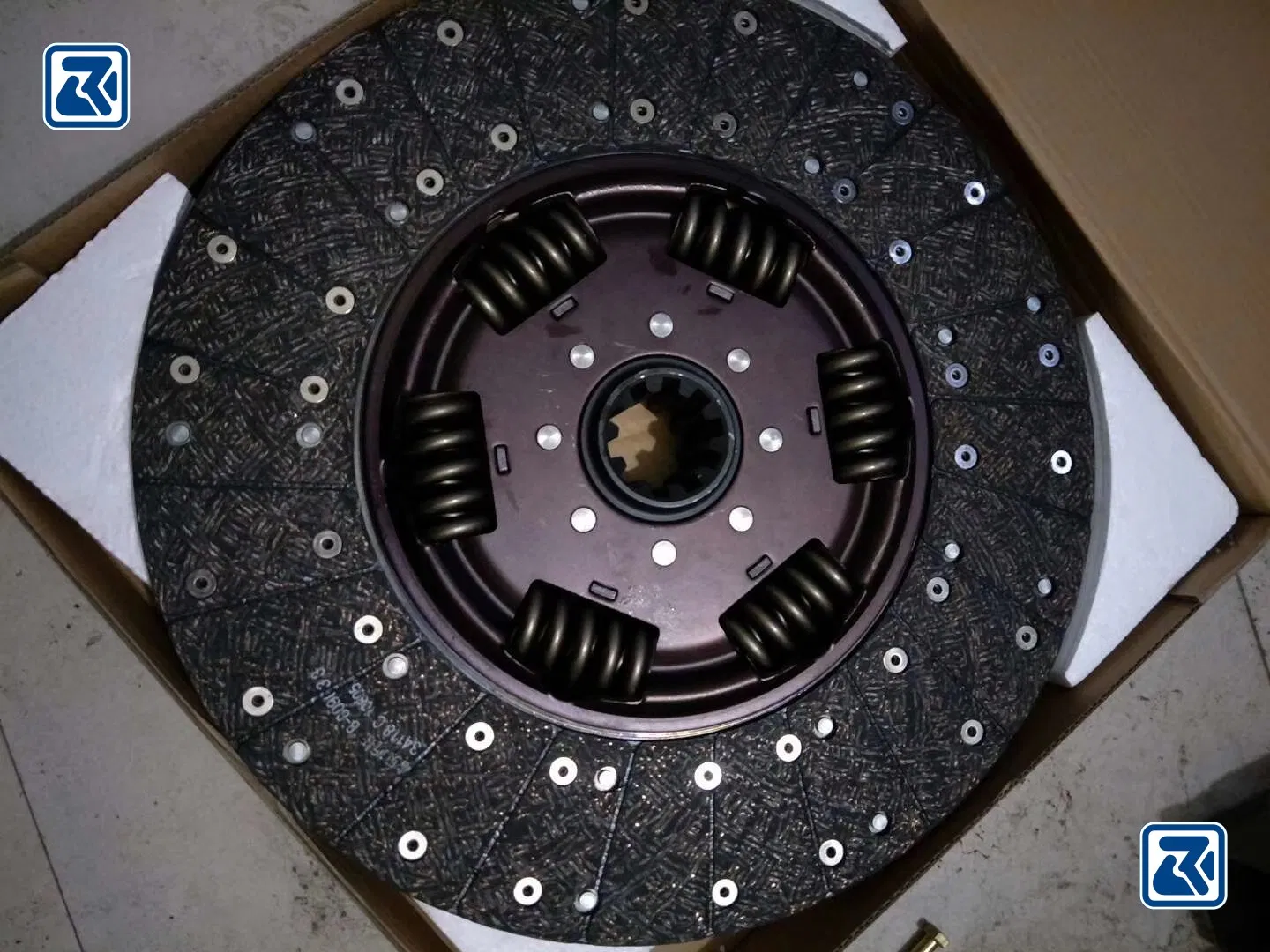 Clutch Driven Plate for Sinotruk HOWO Truck, part number WG9114160020