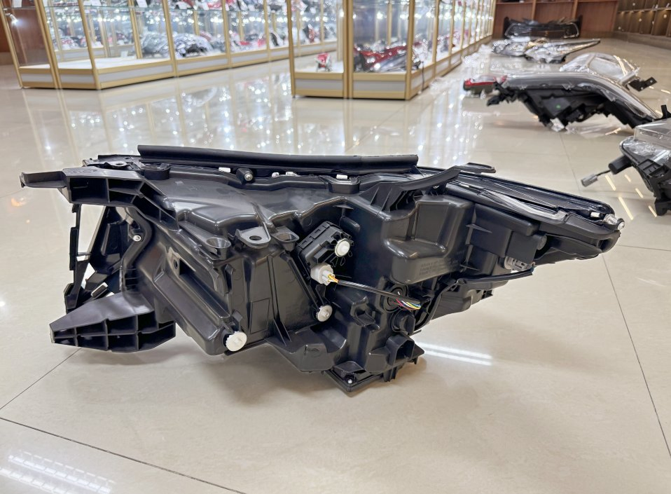 LED задние фонари для Toyota Prado 2018