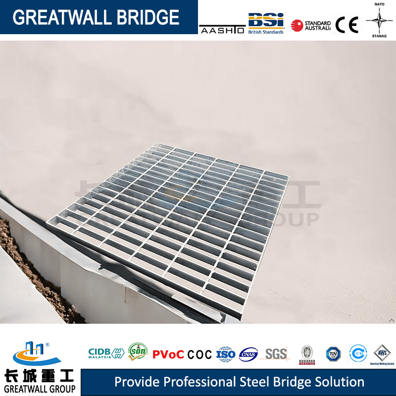 China Factory Direct Sales Heavy Duty Road Steel Grating for Safety