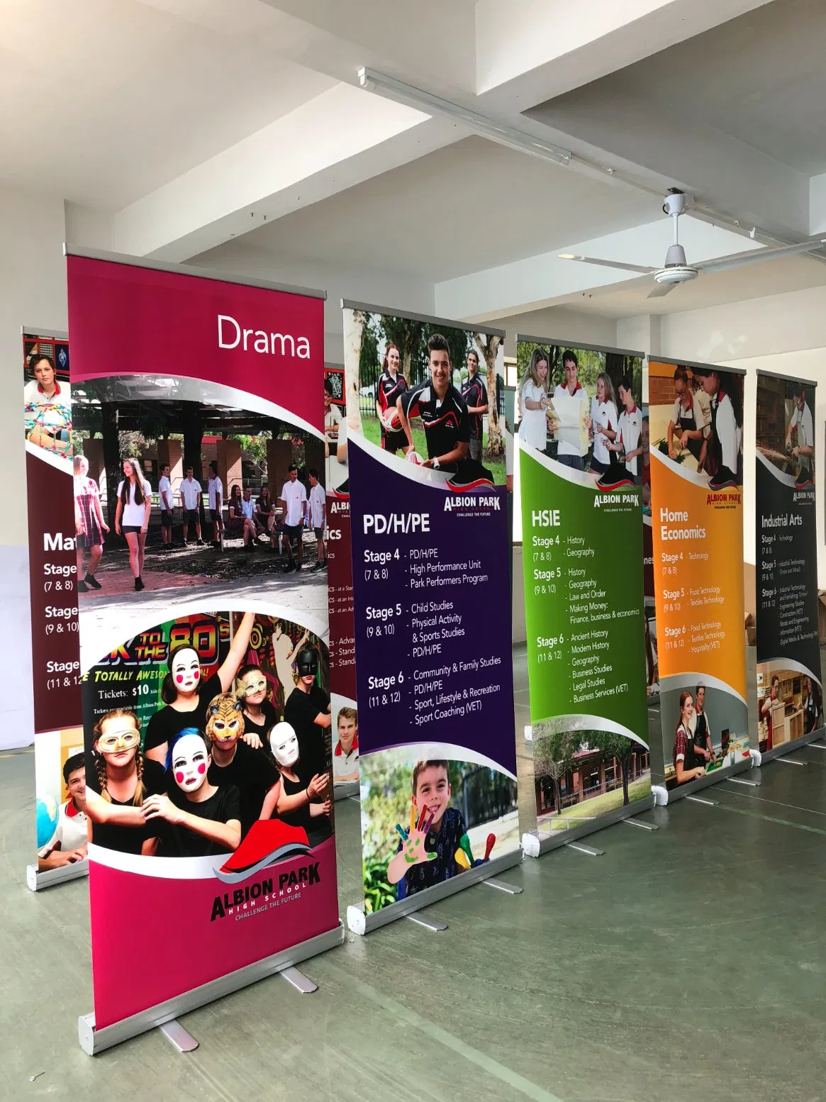 Height Flex Plastic Easter Series Roll up Stand Banner for Advertising