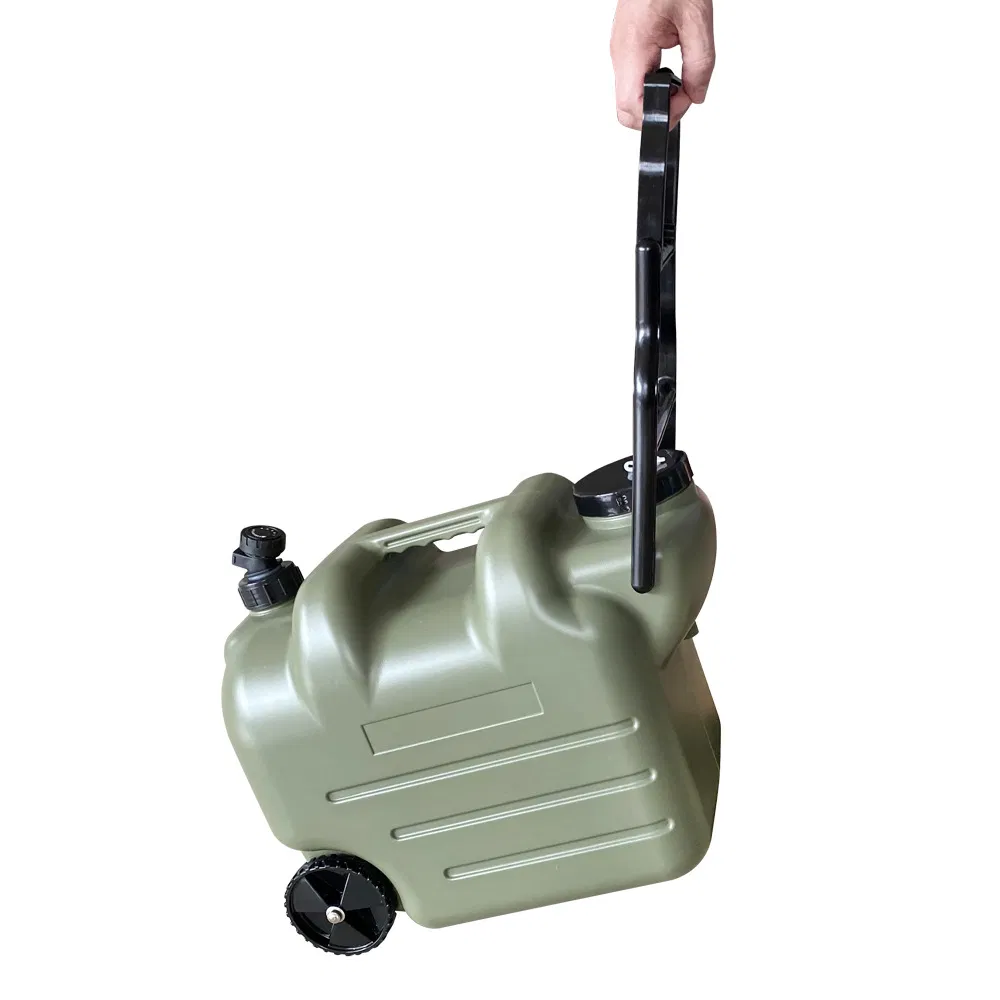 Пластиковый бак для воды походный, 10-30 л