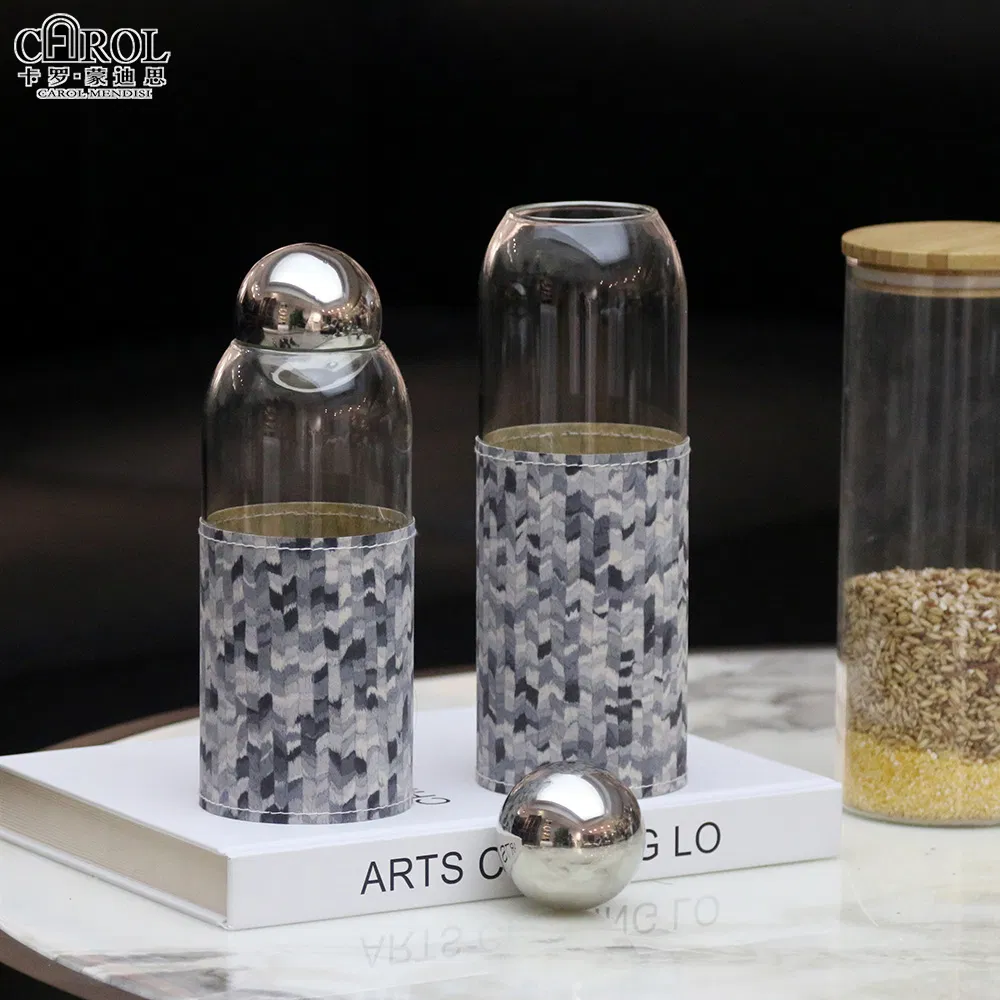 Luxurious Design Glass Storage Jar with Lid for Spice Candy Storage
