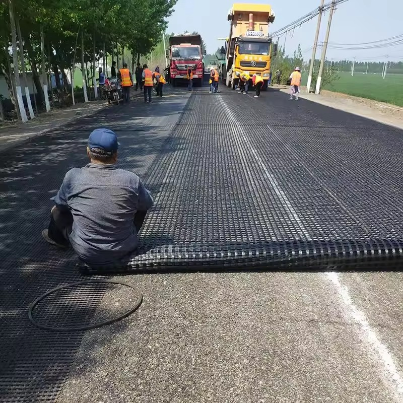 Factory Price PP Biaxial Plastic Geogrid for Road Pavement Base Reinforcement Triaxial Geogrid