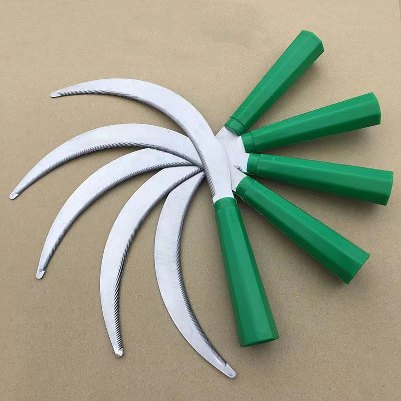 Garden Hand Tools Farming Steel Grass Tooth Sickles with Plastics Shaping Handle