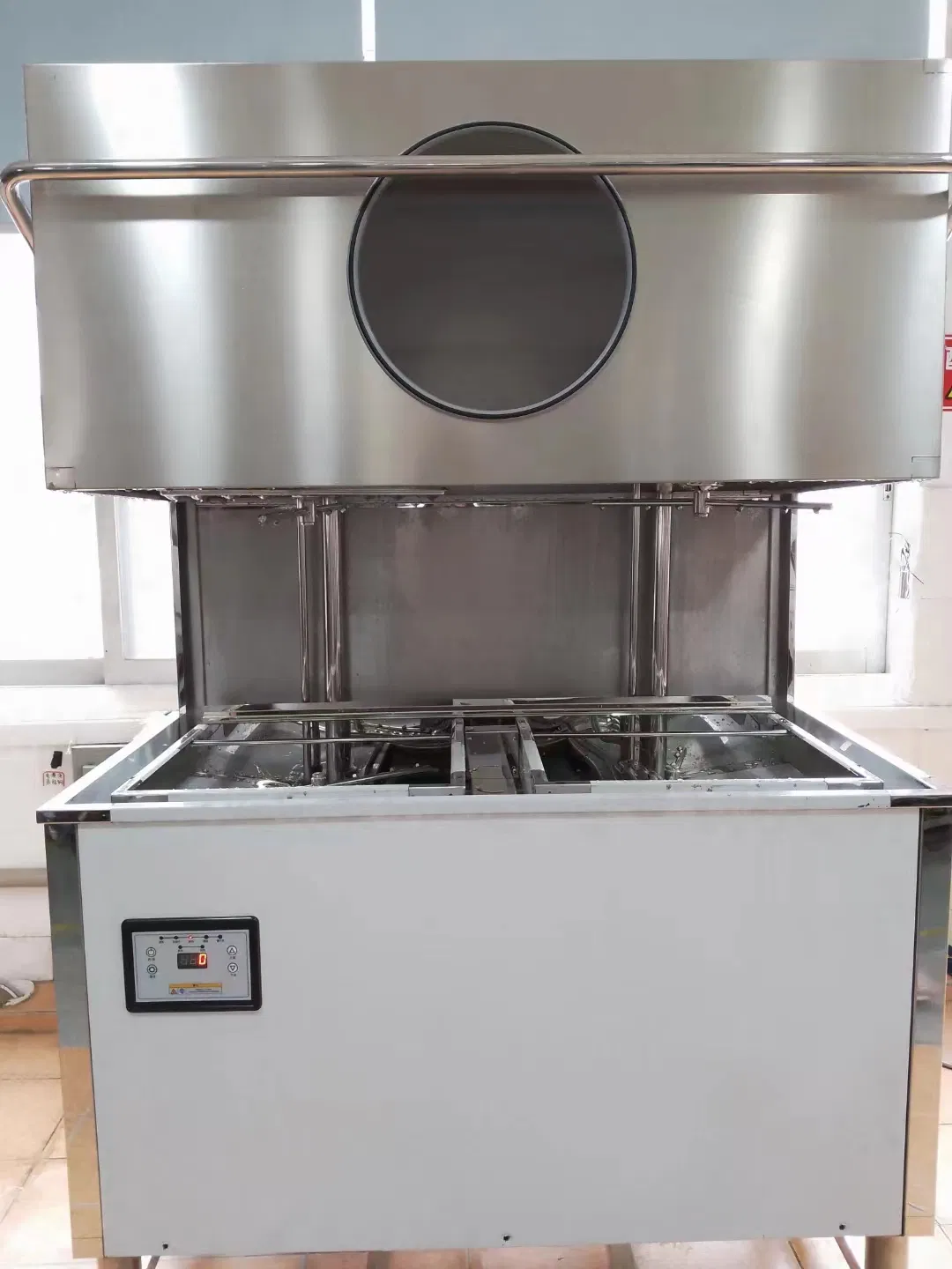 19 Kw Commercial Dishwasher for Restaurants: Perfect for Dirty Dishes