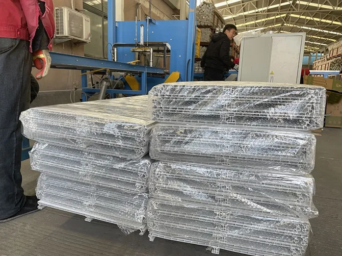 Eco Friendly Plastic PVC Construction Barrier Temporary Fencing