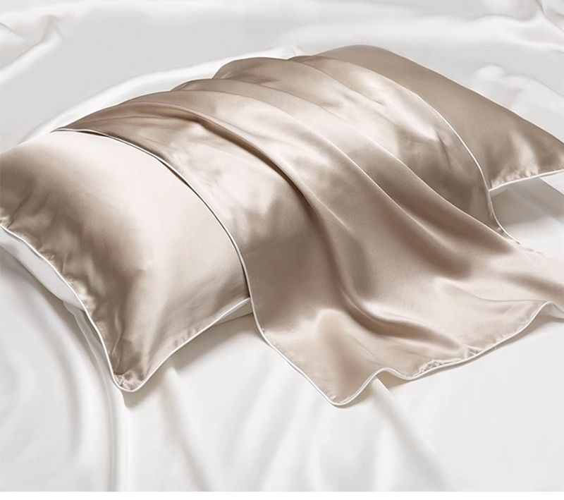 22momme 100% Mulberry Silk Pillowcase with a Luxury Felling