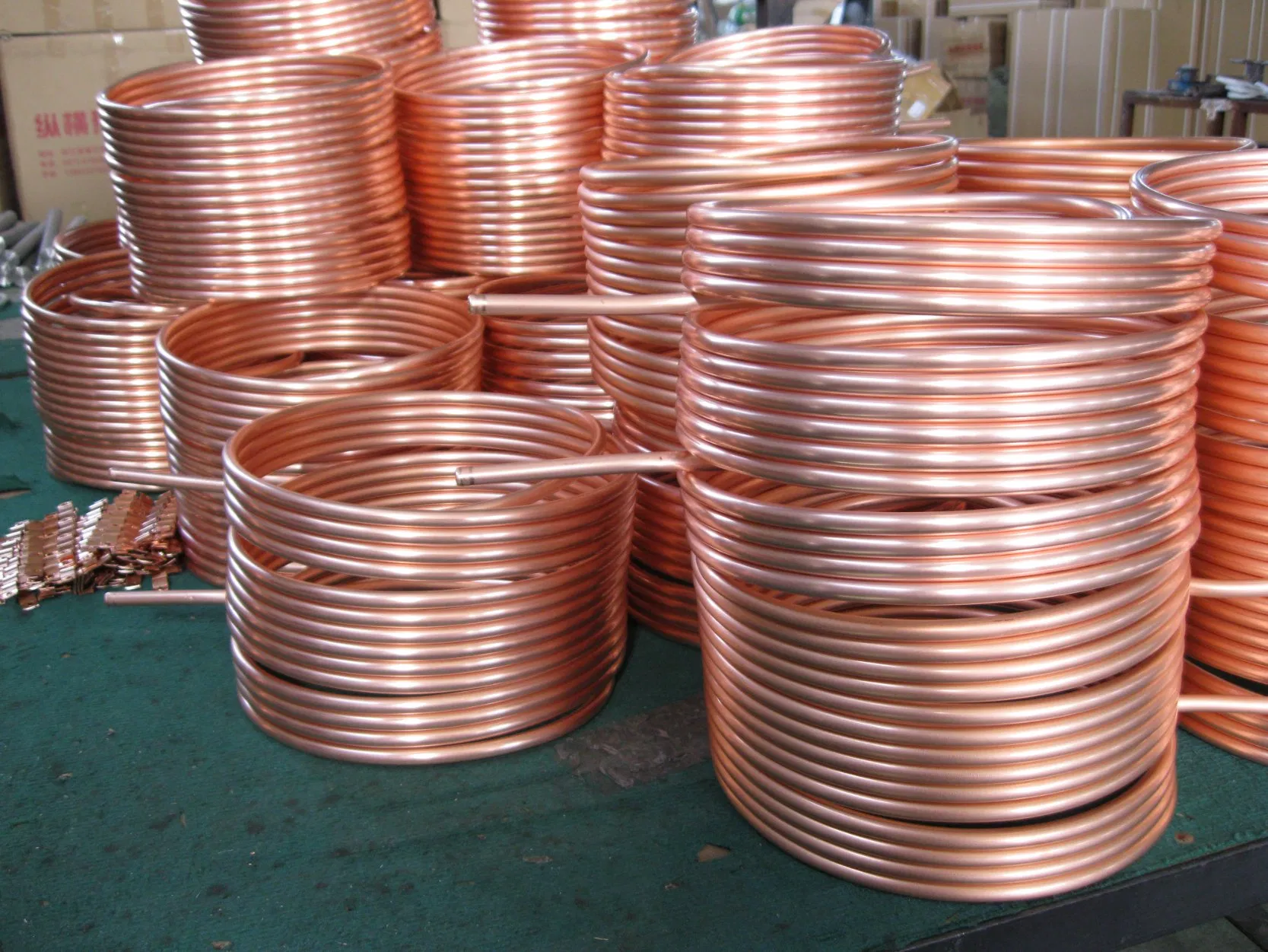 Separate High Pressure Commercial Flat Plate Panel Solar Water Heater System Hybrid with Gas Boiler