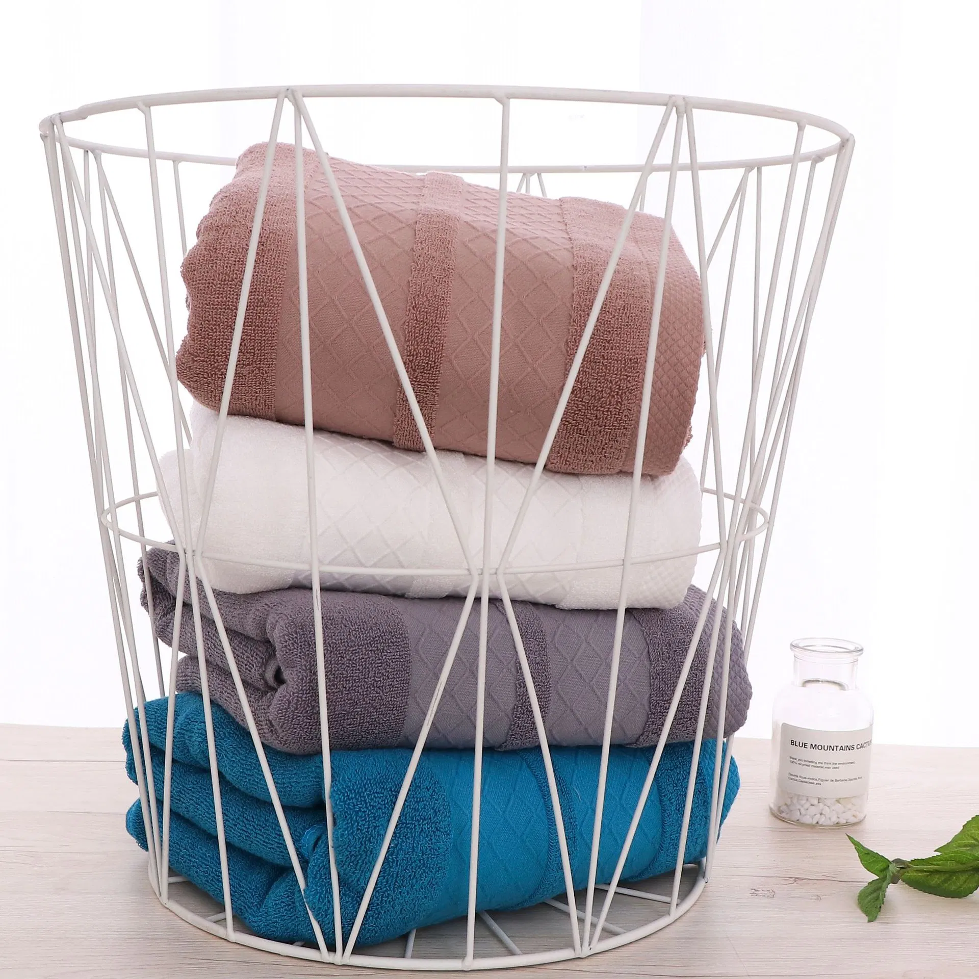 Towel Small Order Quantity Disposable Hand Towel with Soft Hand Feel Hotel Bath Towel
