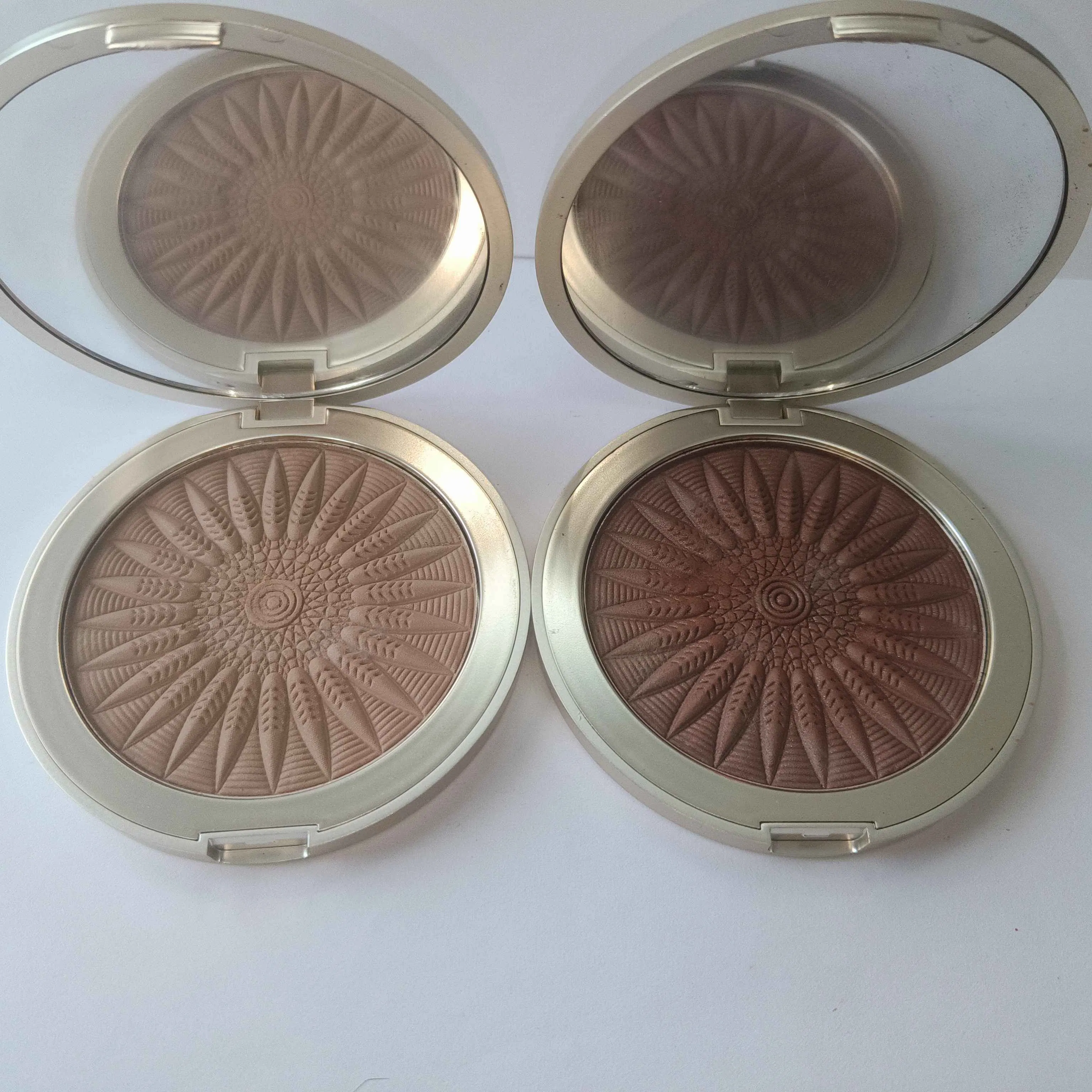 Sculpting Makeup Powder for Perfect Contours and Highlights