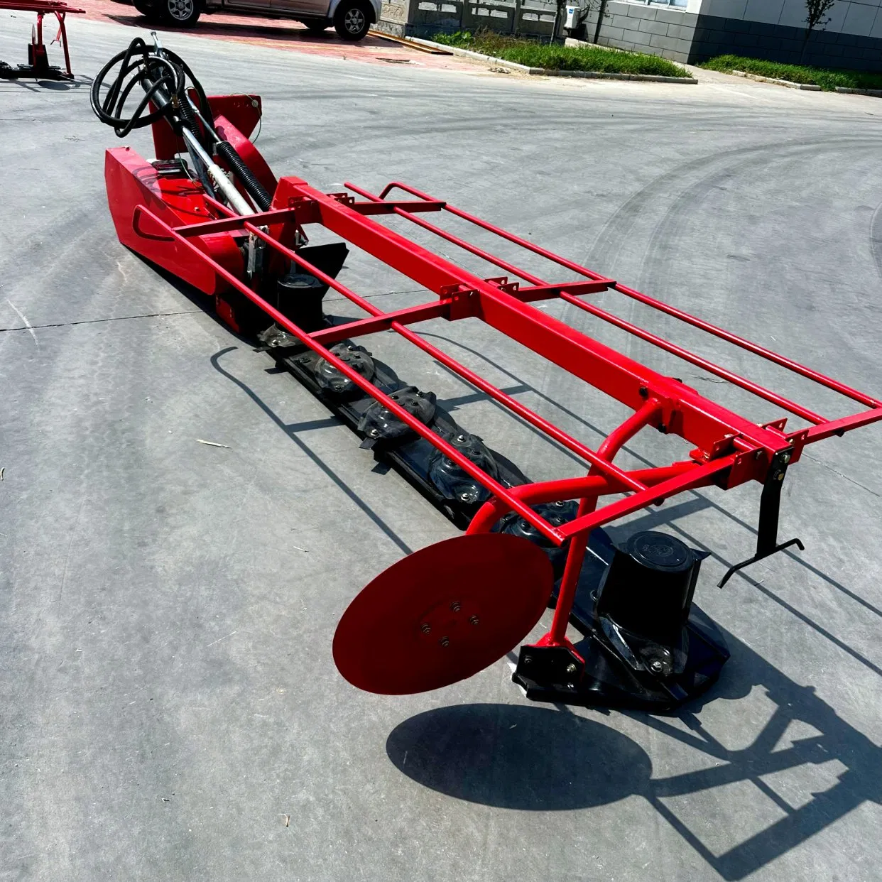 Многофункциональная роторная газонокосилка на 6 дисков