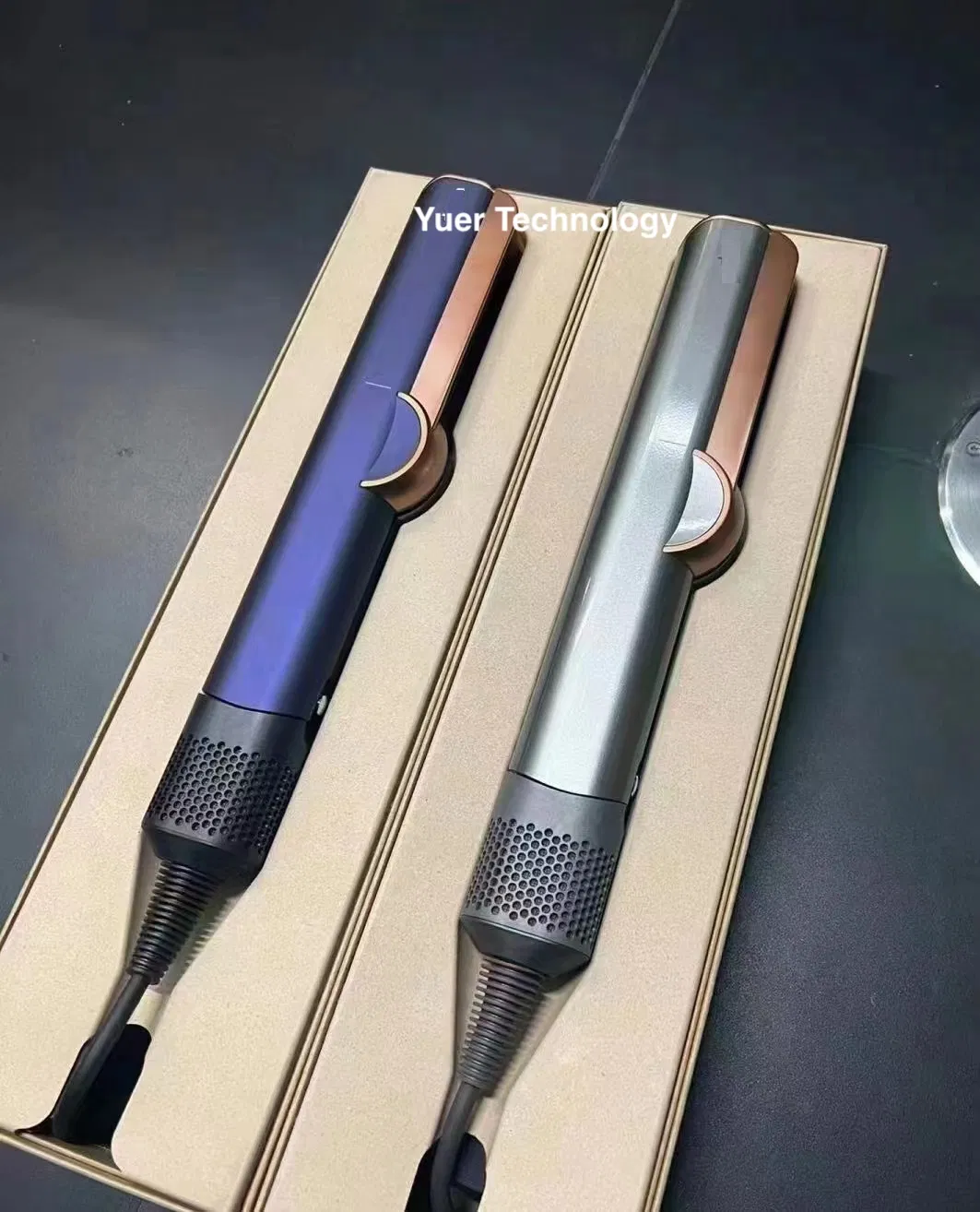 Top Quality Salon Equipment Hair Care Dy Hair Straightener for Ht01 Airstrait