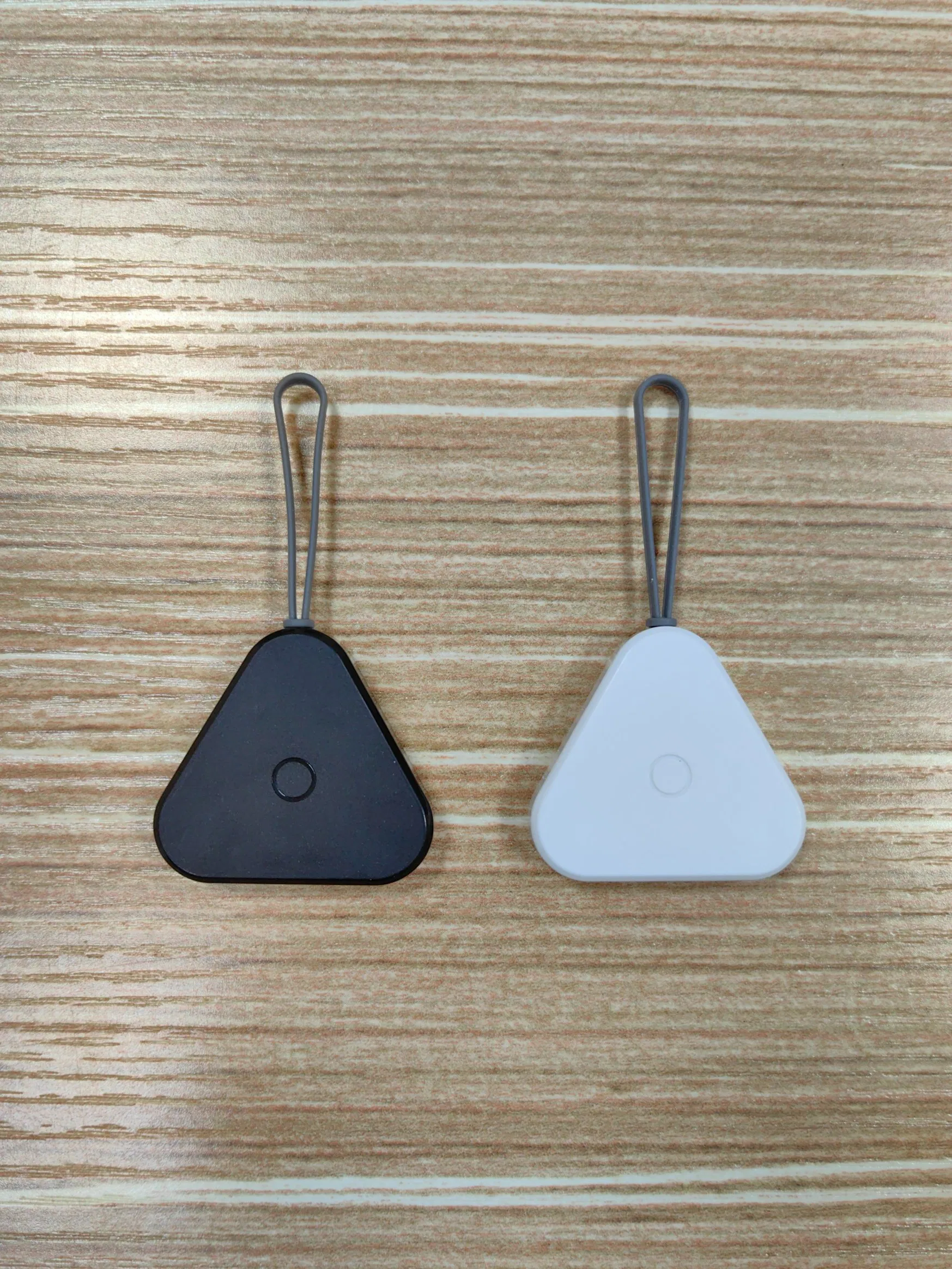 Manufacturer Key Wallet Dogs Kids Cars Key Smart Device Mini GPS Find My Tag Tracker Air Tag Finder