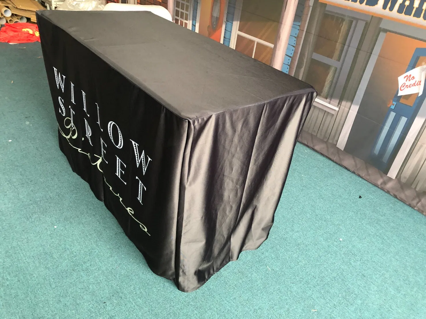 High Quality 4FT 5FT 6FT 8FT Tablecloth Booth Polyester Table Throw Custom Table Cover Cloths