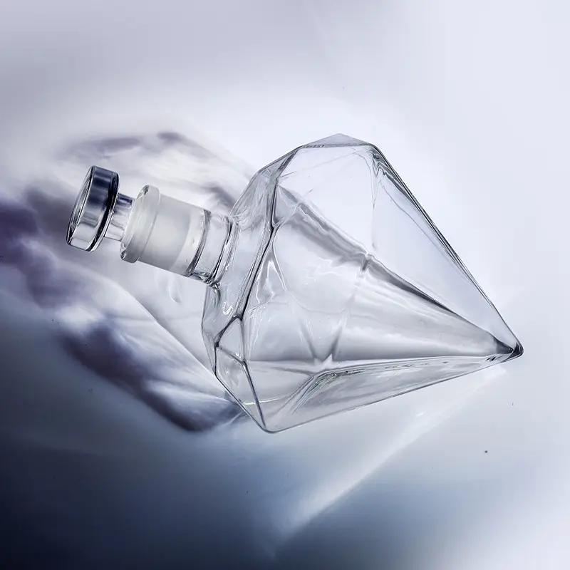 Factory Wholesale Diamond Shaped Wine Decanter High Borosilicate Glass Decanter