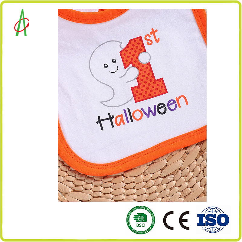 High Hydroscopic Property fashion Halloween Soft Cotton Newborn Baby Bibs