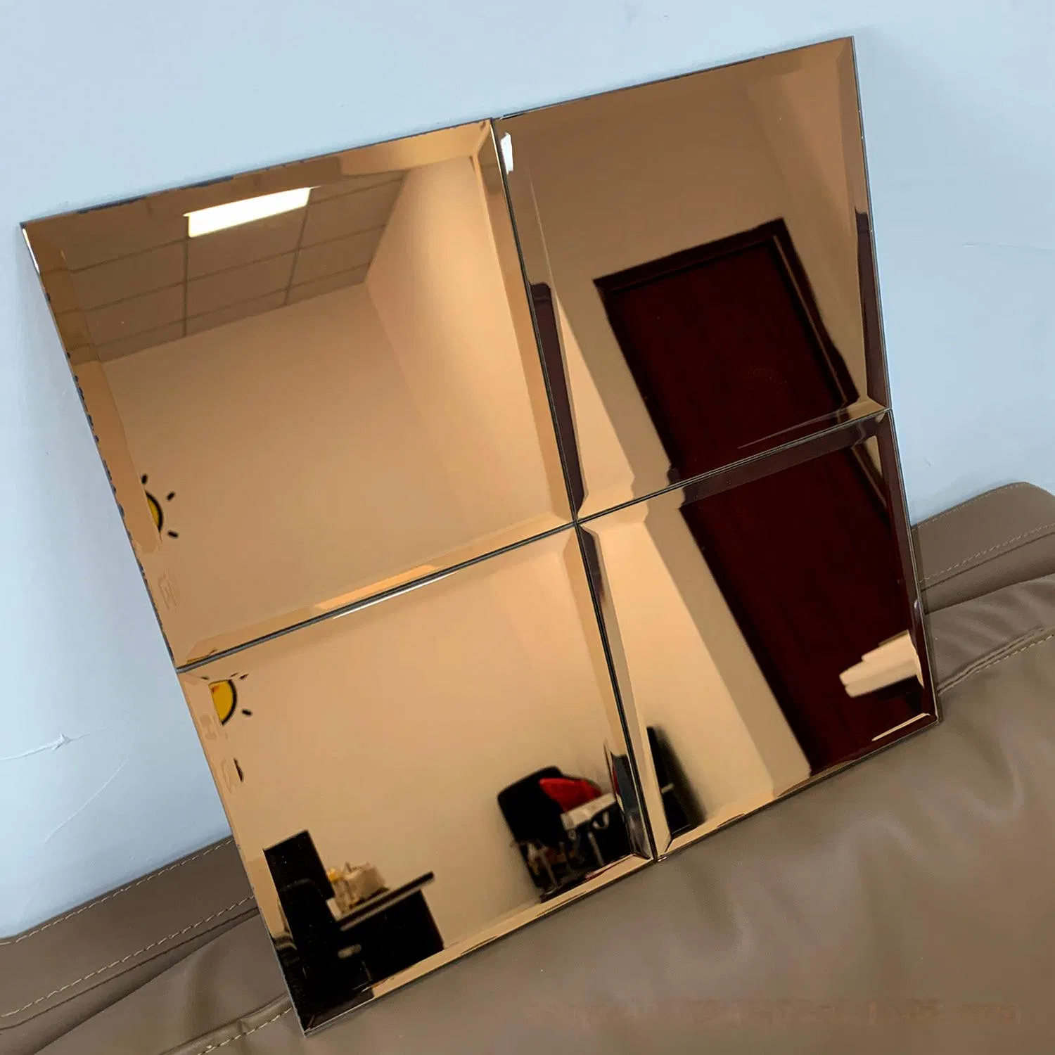 Самоклеящаяся мозаика из стеклянного зеркала