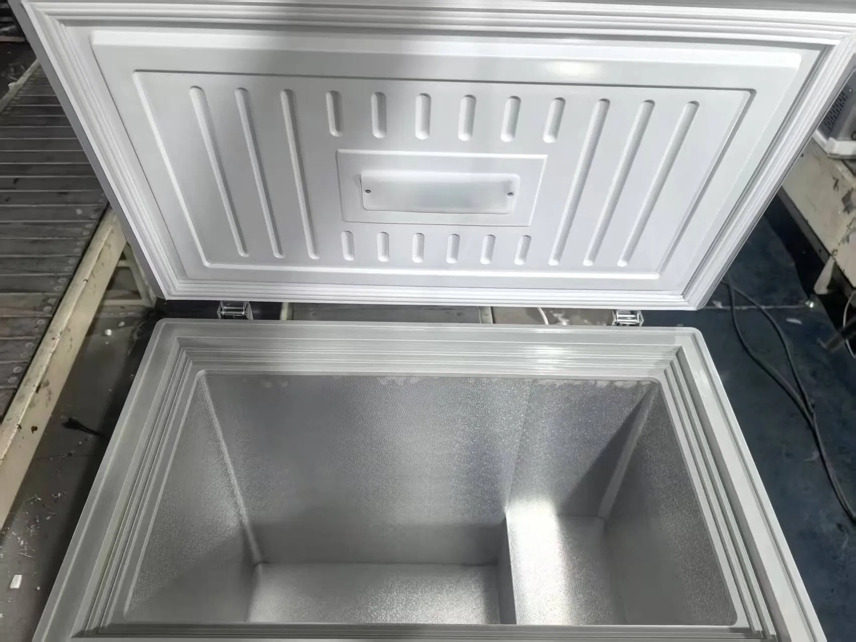 Large Capacity Horizontal Freezer Chest Freezer Household Solar Freezer Price