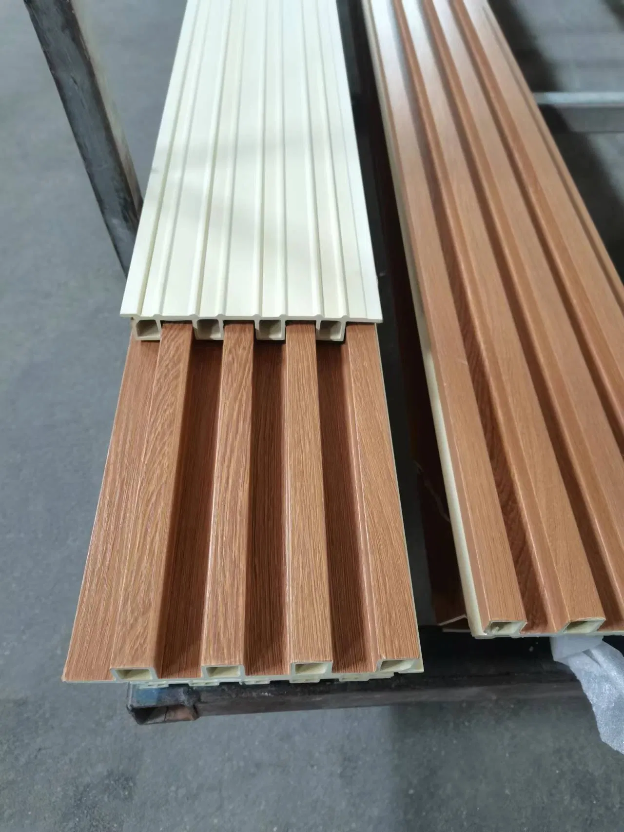 Plastic Composite Waterproof WPC Wall Panel for Interior Wall Decoration