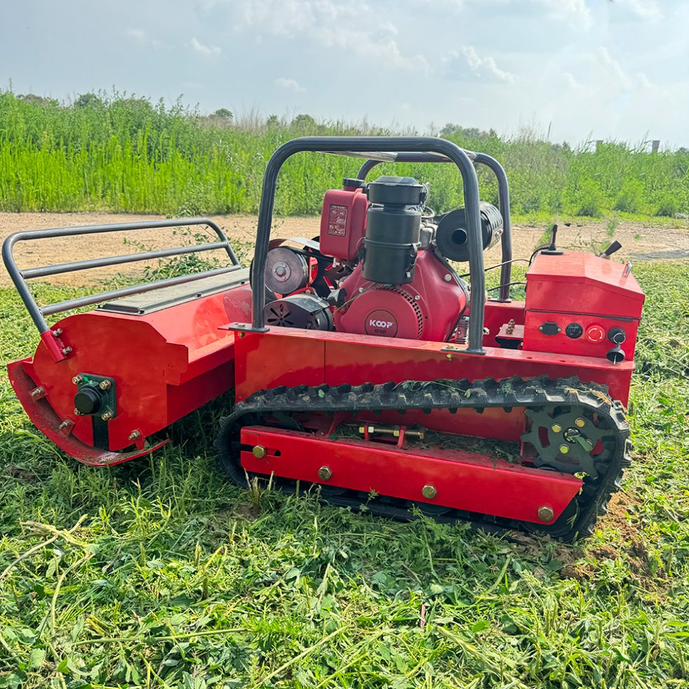 Газонокосилка самоходная бензиновая с дистанционным управлением