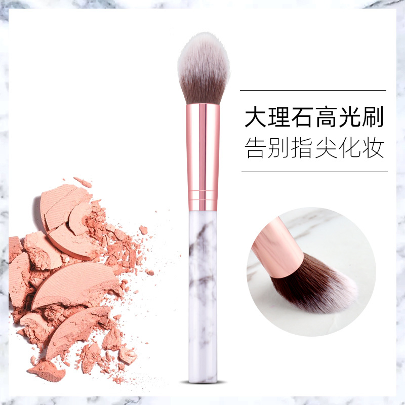 Top Makeup Tools for Flawless Finishes: Buy Highlighter Brush Today