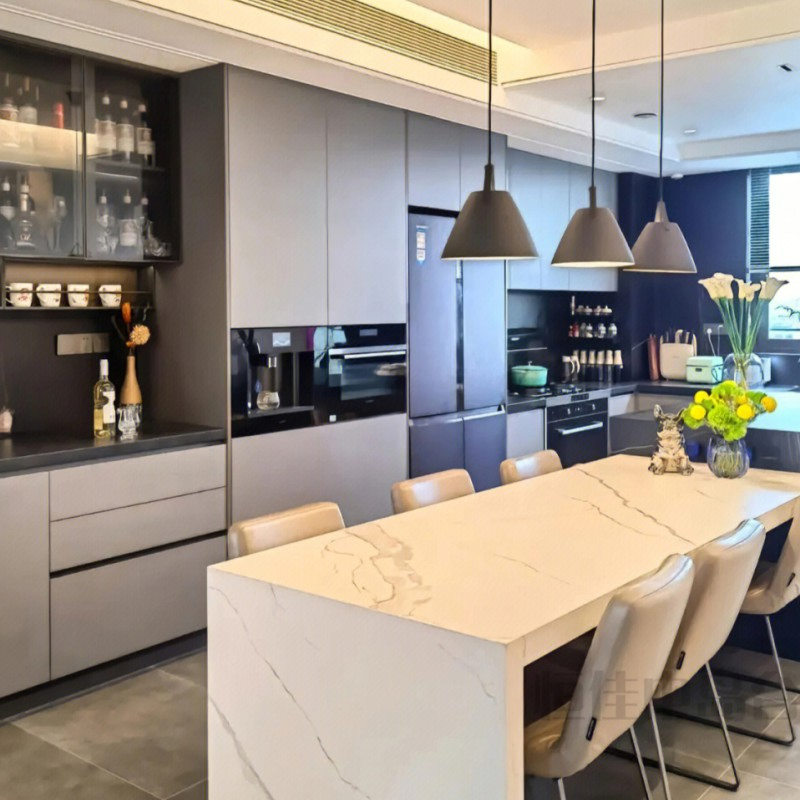 Elegant Solid Wood Cabinet with Natural Finish for Modern Interiors