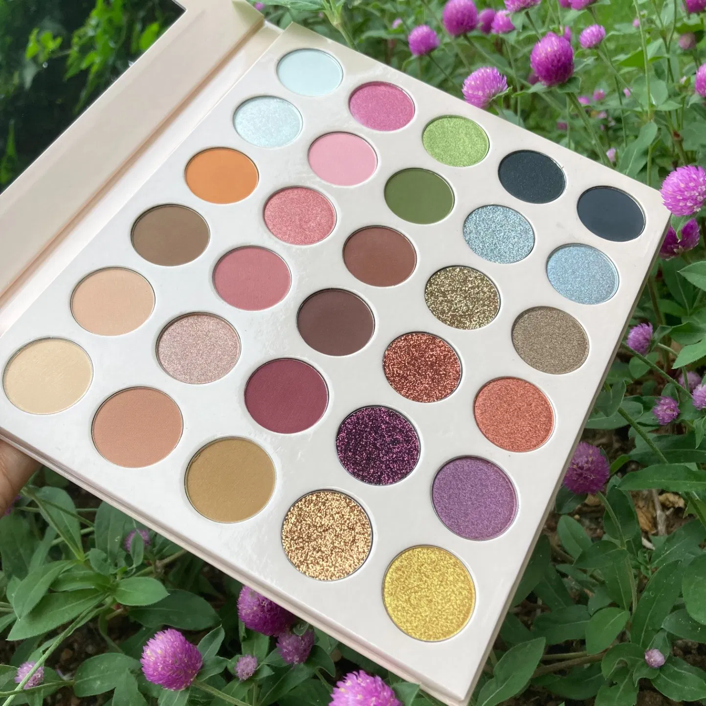 Wholesale DIY 30 Colors Eye Shadow Waterproof Vegan Customize Logo Eye Shadow Palette