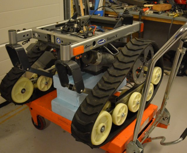 Heavy-Duty Snowplow Crawler with Remote Control and Rubber Tracks
