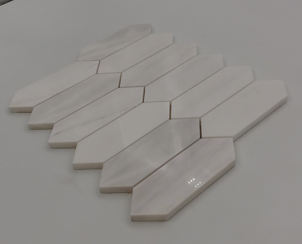 Мозаика из белого мрамора Каррара Длинный шестигранник
