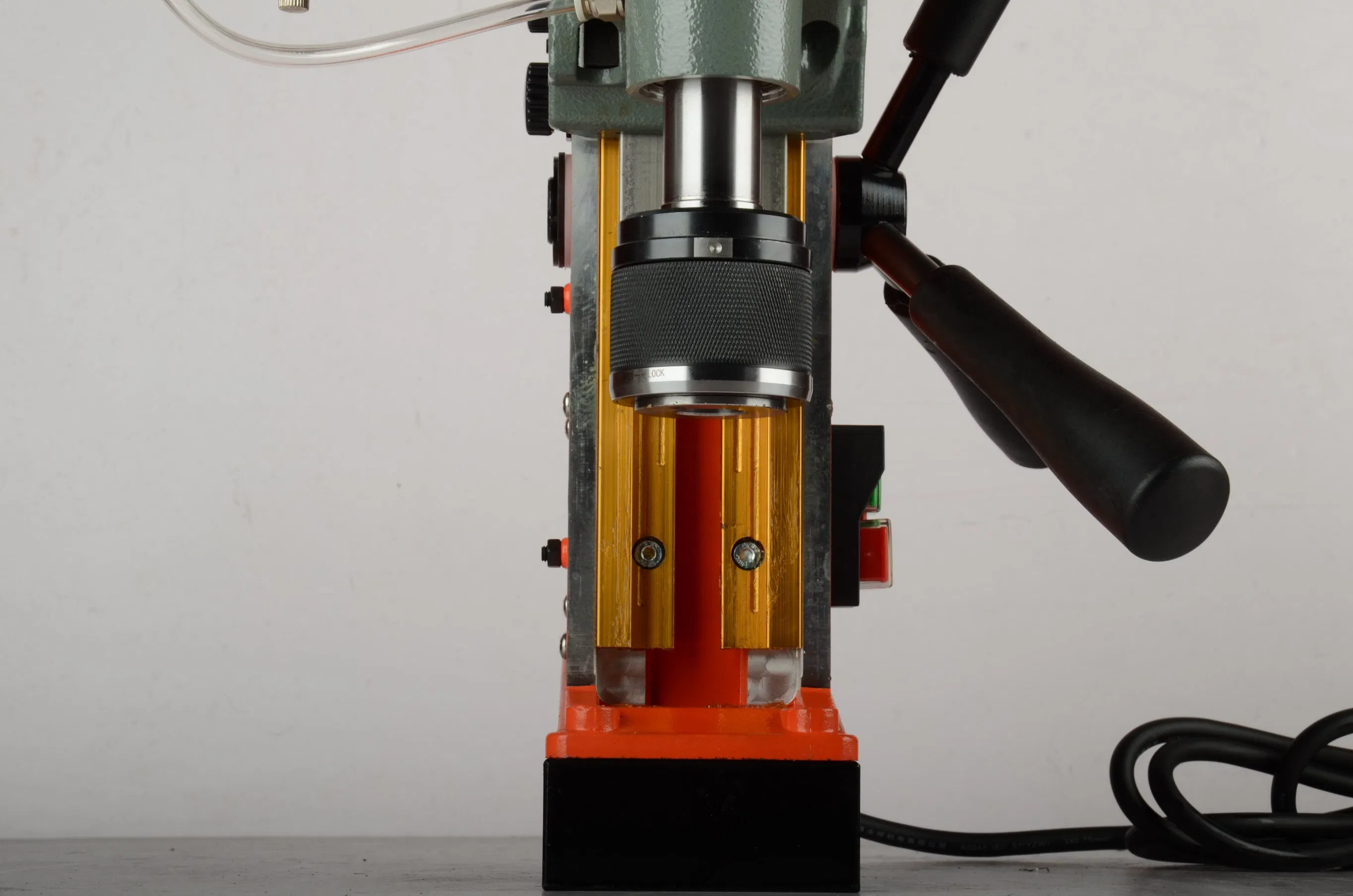 Магнитная сверлильная машина Vedon 88100E, до 100 мм