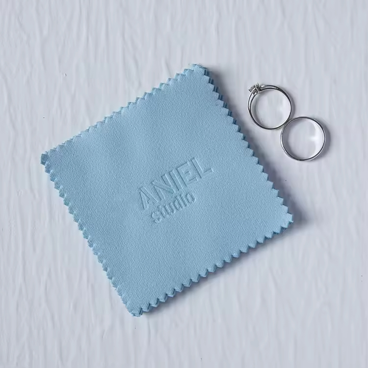Wholesale Microfiber Suede Gold Silver Jewelry Cleaning Polishing Cloth with Logo Custom Paper Envelope Packed
