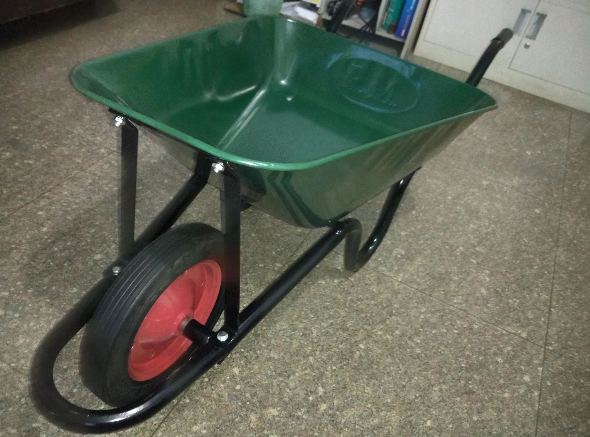 Sri Lanka Model Cheaper Wheel Barrow (WB3800)