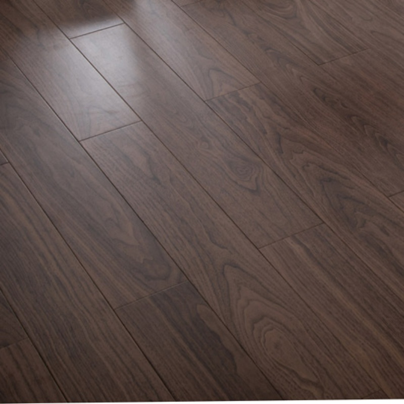Environmentally Friendly Wear-Resistant Laminate Flooring
