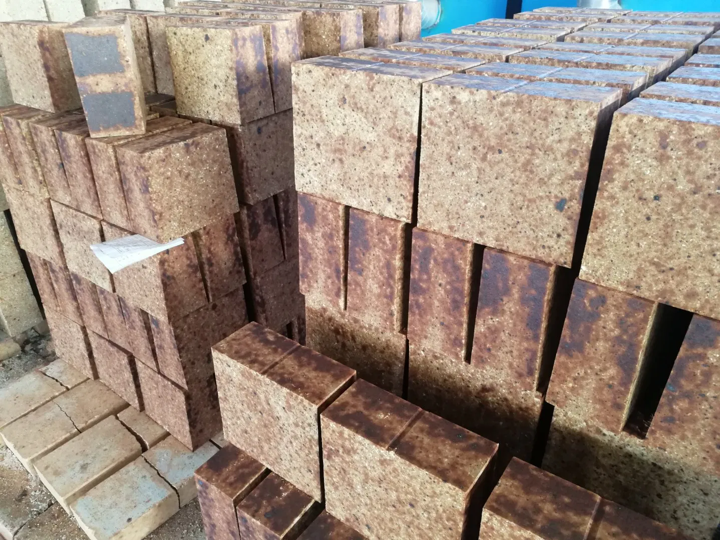 Карбидкремниевые муллитовые кирпичи GMH для вращающихся печей