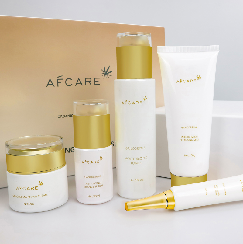 Best Selling Moisturizing Private Label Brightening Face Care Whitening Anti-Aging Skincare Set