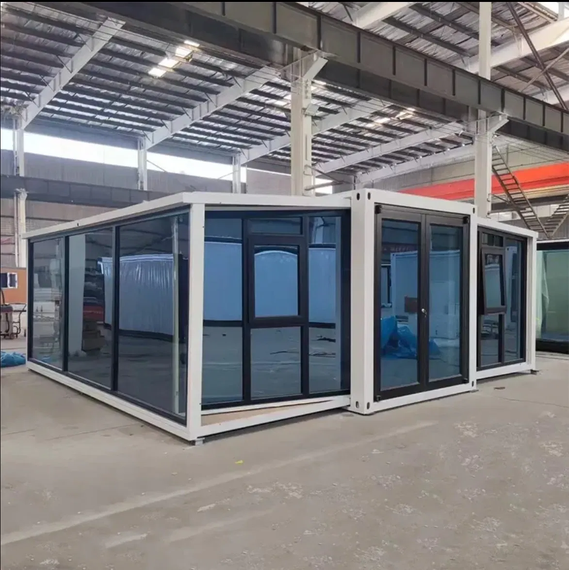 MGO / Spc Floor and Customized Tiny Home Expandable Office Prefabricated House Movable Expandable Container House