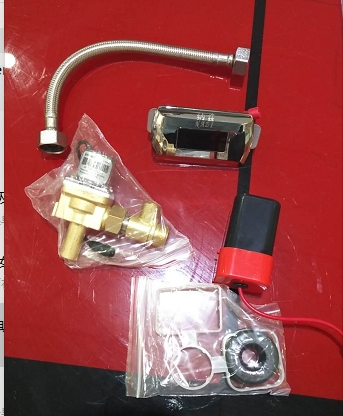 Ceramic Wall-Hung Urinal with Sensor for Man Bathroom and Public Bathroom Hotel