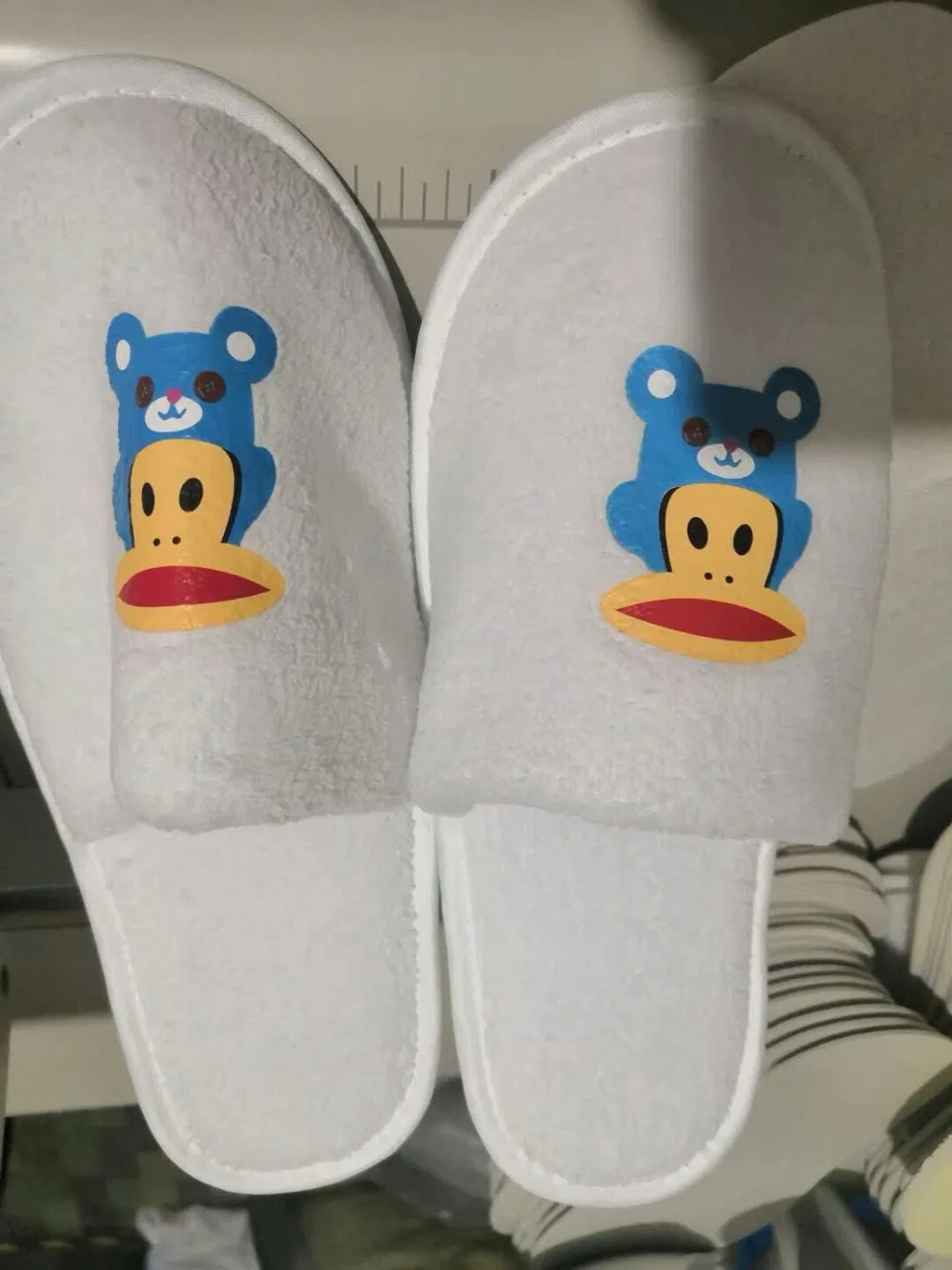 Thicker Sole White Velour Embroidery Hotel Slipper Custom Printed Logo