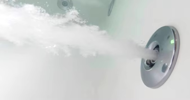 Acrylic Vortex Seamless Integrated Constant Temperature Heating Surfing Massage Bathtub Heating Independent Bathtub Tub
