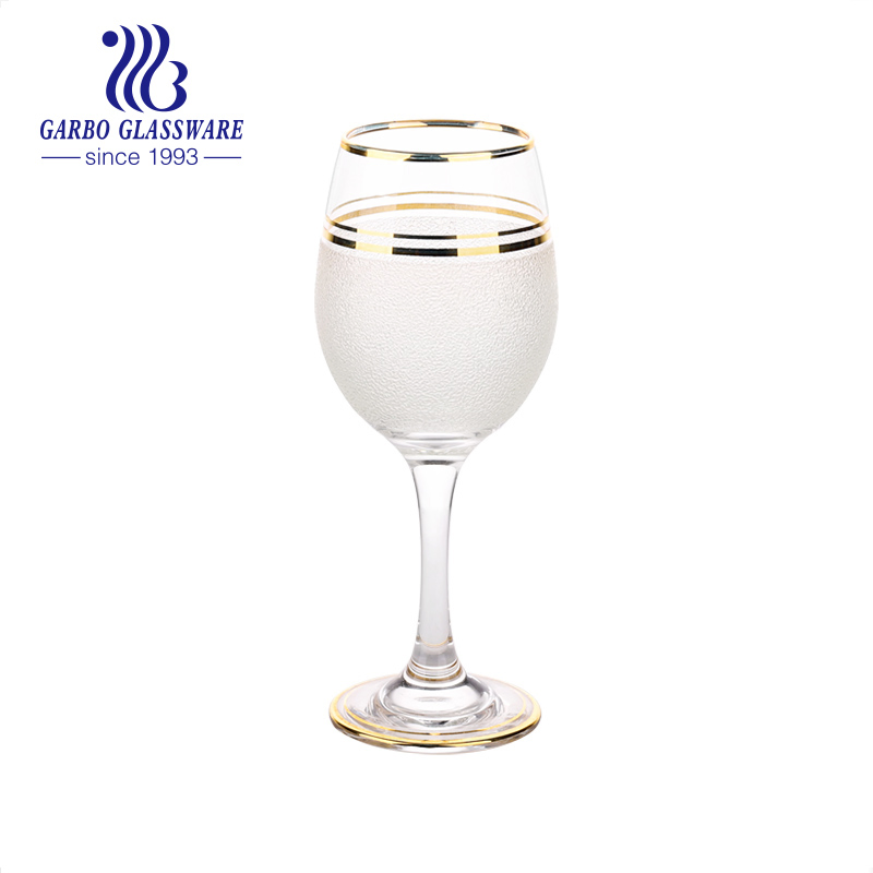 Luxurious Wine Glass Decanter and Goblet Stemware Set with Gold Rim