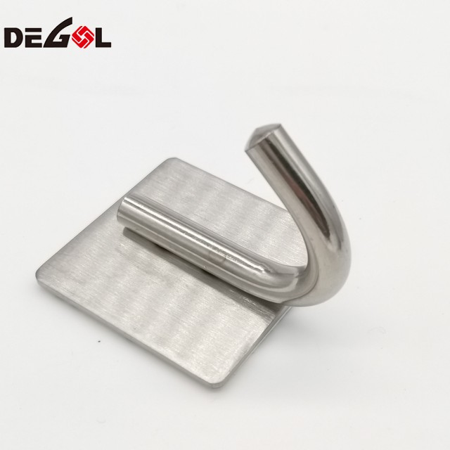 Крючки самоклеящиеся для кухни и ванной