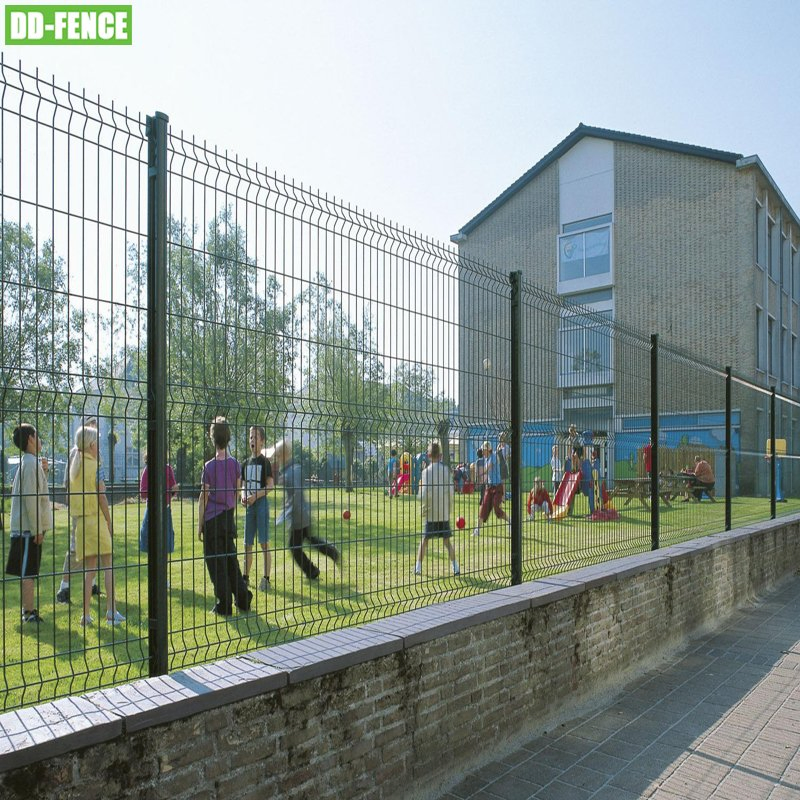 3D Bending Fence Curved Welded Steel Wire Mesh Safety Fence Panel V Beam Fencing Wall Iron Security Garden Fence
