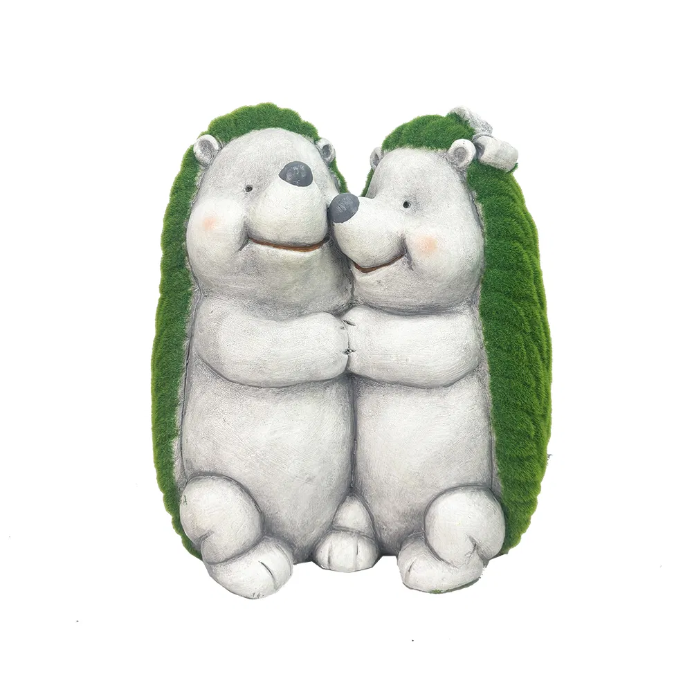 Garden Decoration Flocked Resin Gnome Animal Sculpture