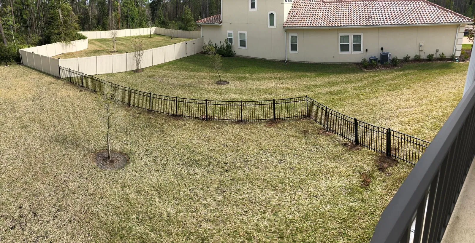 Manufacturer Wholesale Metal Steel / Aluminum Tubular Fences Steel Railing Wrought Iron Fence Panel Decorative Fencing Aluminum Garden Fence