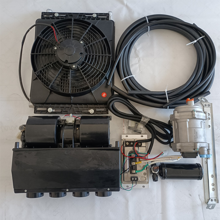 Кондиционер 12V/24V для грузовиков и автобусов
